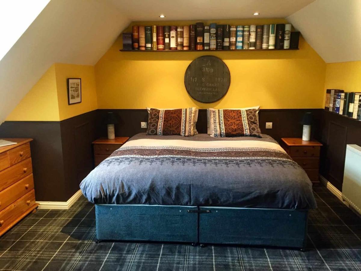 The Gables Whisky B&B Dufftown Kültér fotó