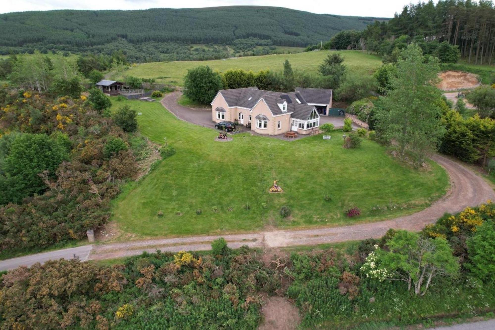The Gables Whisky B&B Dufftown Kültér fotó